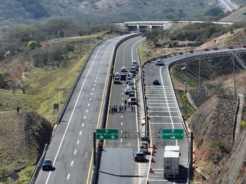 Tramo Compostela-Las Varas de la autopista Jala-Puerto Vallarta queda inaugurado