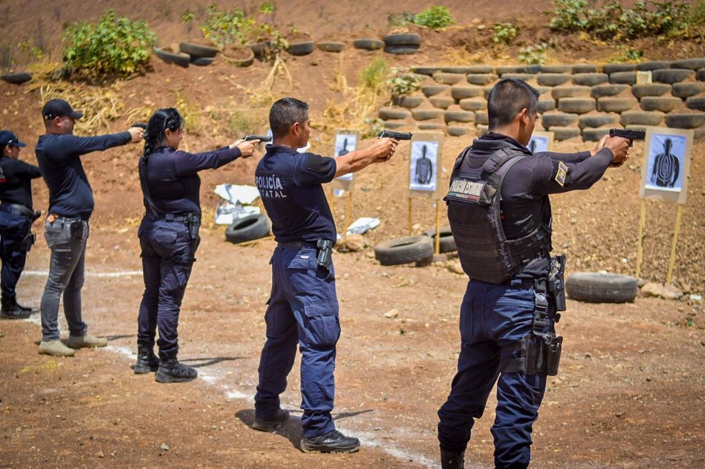 PRÁCTICAS DE TIRO PARA ELEMENTOS DE LA POLICÍA ESTATAL DE NAYARIT
