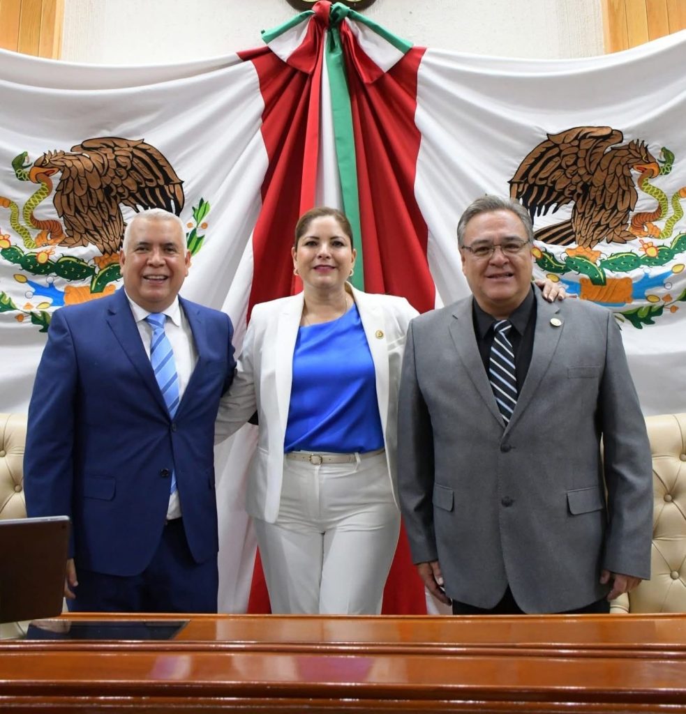 PRESENTAN DIPUTADOS DEL PAN DOS INICITIVAS A FAVOR DE LA MOVILIDAD Y LA SALUD DE LOS NAYARITAS