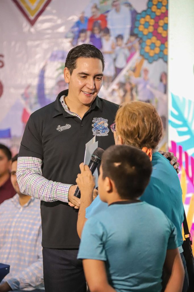 HÉCTOR SANTANA REAFIRMA COMPROMISO CON EL PUEBLO DE BAHÍA DE BANDERAS EN SU RENDICIÓN DE CUENTAS SEMANAL