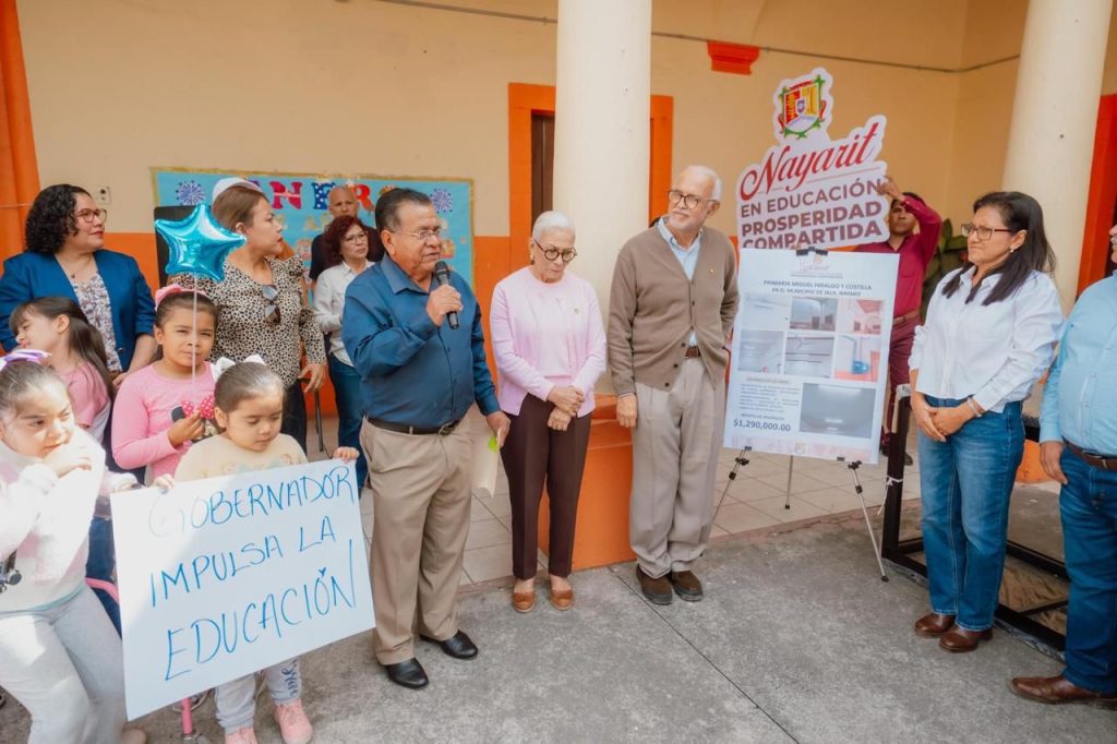 Gobernador de Nayarit entrega obras de mejoramiento en escuela primaria de Jala