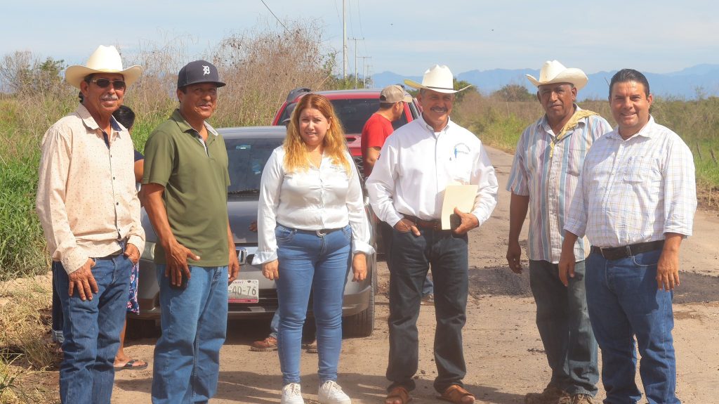 ROSAMORADA ATIENDE SOLICITUD CIUDADANA Y REFUERZA PROGRAMA DE BACHEO EN PERICOS