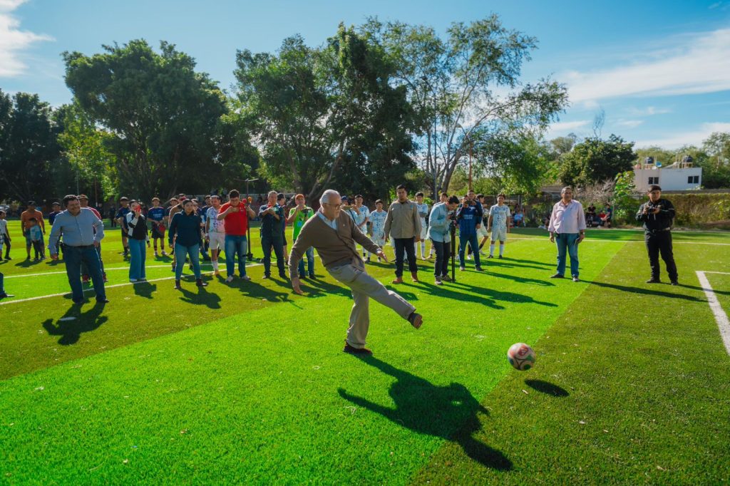 GOBIERNO DE NAYARIT ENTREGA CANCHA DEPORTIVA REHABILITADA EN AHUACATLÁN