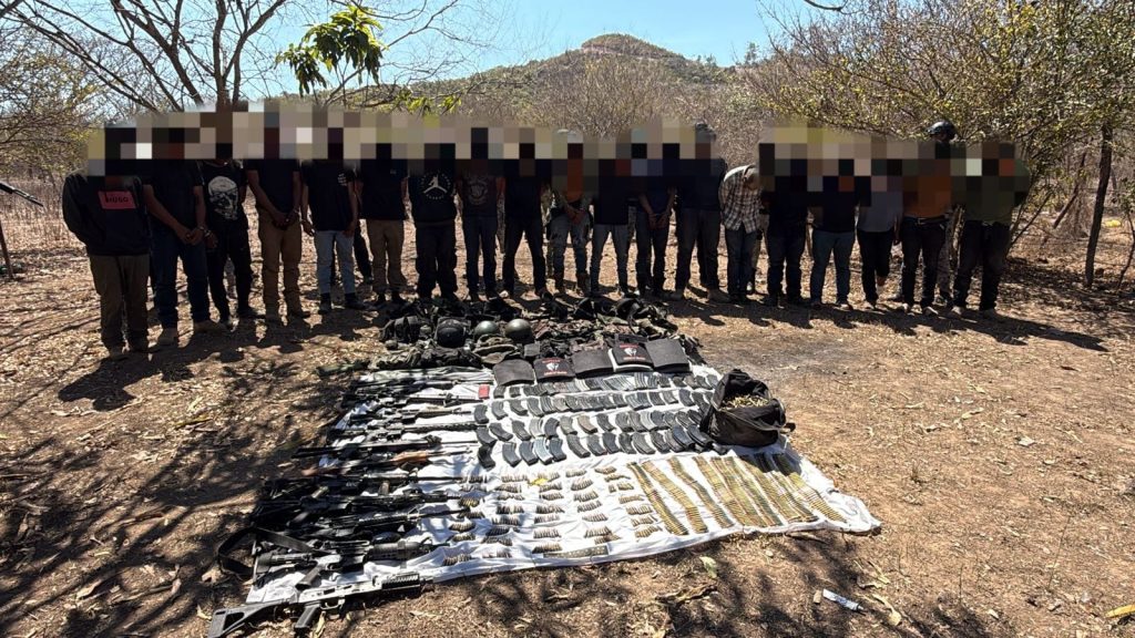 Coordinación Federación-Estado permite aseguramiento de personas, armamento y explosivos en el norte de Nayarit