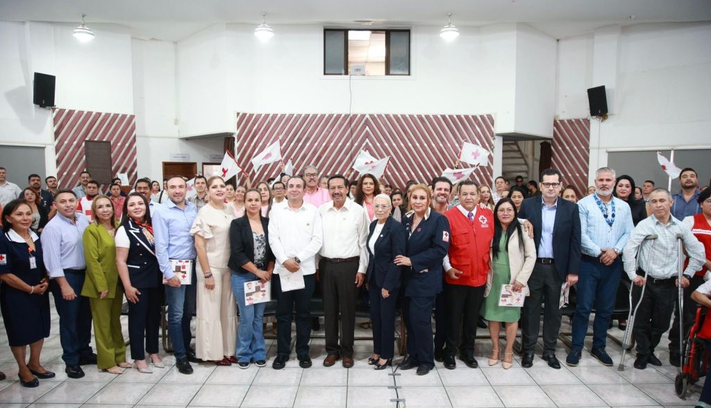 Participa Congreso en la colecta anual de la Cruz Roja
