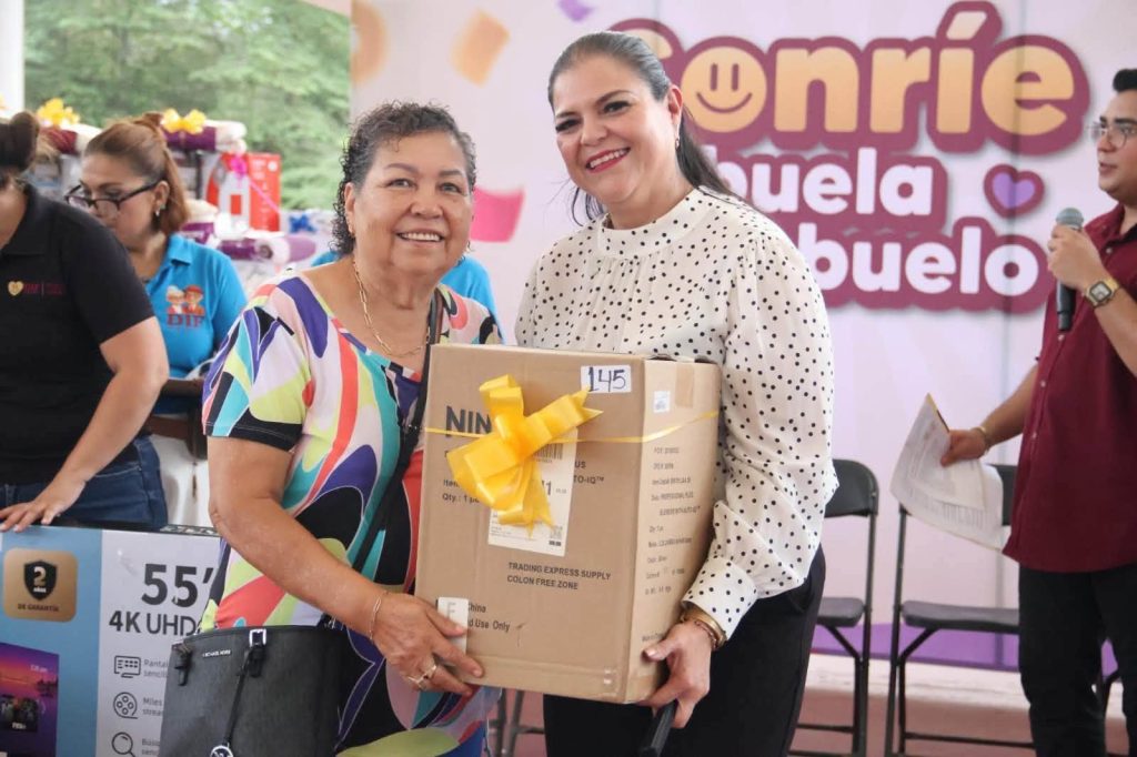 ¡LOS ABUELITOS SON LOS CONSENTIDOS EN TEPIC!