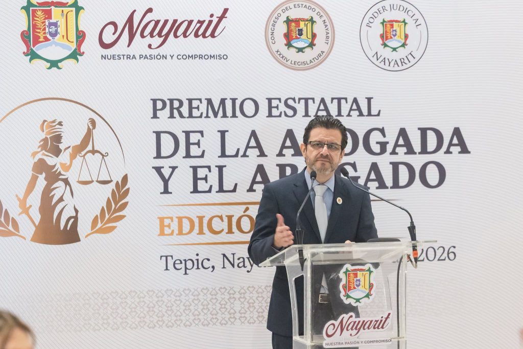 RECONOCEN TRAYECTORIA Y COMPROMISO DE PROFESIONALES DEL DERECHO CON EL PREMIO ESTATAL DE LA ABOGADA Y EL ABOGADO 2026