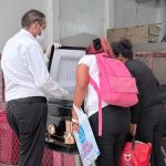 FISCALÍA DE NAYARIT IDENTIFICA Y ENTREGA A SUS FAMILIARES DOS CUERPOS RESGUARDADOS EN EL SEMEFO